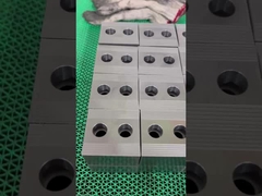 Teile aus Aluminium, anodiert, aus Edelstahl