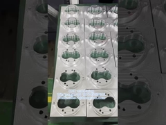 mit Freileistungsdienst für die Verarbeitung von Teile