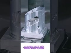 Bearbeitete Teile aus Edelstahl und Messing