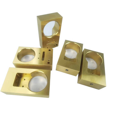 Guter Preis angepasste CNC-Motorradteile aus Nylon mit hochentwickelter Bearbeitungstechnologie Online