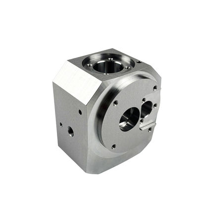 CNC-bearbeitet 1215 Kohlenstoffstahl Metallteile mit genauer Toleranz und glatter Oberfläche