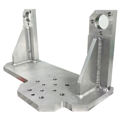 Guter Preis Dienstleistungen für das Schweißen von Edelstahl und galvanisierten Blechmetallen Online